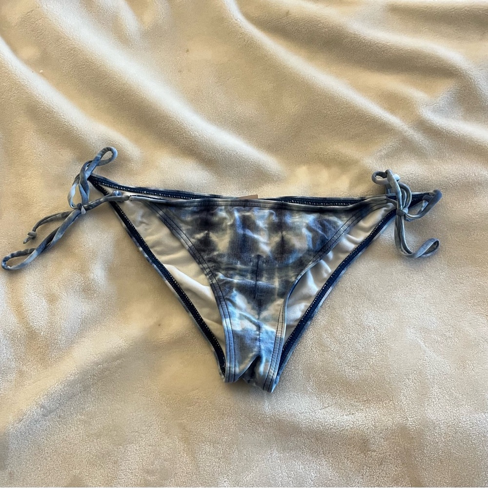 Billabong Blue Tie-Dye Shibori Bikini Bottom Size Medium